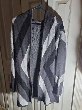 BYdesign Black & Gray Chevron Open Cardigan